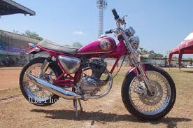 Modifikasi motor pada saat ini masih disukai dunia otomotif. Modifikasi Sepeda Motor Honda Cb 1980 Bergaya Jepang
