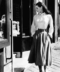 Audrey hepburn dresses 1950's vintage style dresses. Audrey Hepburn Facts Audrey Hepburn Roman Holiday Audrey Hepburn Style Hepburn Style