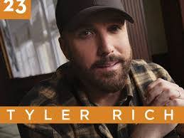 Jerry Bash's Instagram, Twitter & Facebook