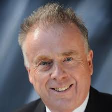 Pat Martel's Instagram, Twitter & Facebook