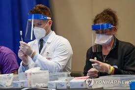 장작 얀센백신 접종 시작하니 배알 꼴린 그 기업 직원. ë¯¸ ì–€ì„¼ ë°±ì‹  ì¤'ë‹¨ ì—°ìž¥ ì—Žì¹œ ë° ë®ì¹œ ì„¸ê³„ ë°±ì‹  ì 'ì¢… ì¢…í•© ì—°í•©ë‰´ìŠ¤