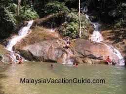 There are seven levels of waterfalls. Kanching Recreational Forest