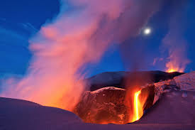The Life Neurotic With Steve S Issues Photos Of A Volcanic Eruption And Lavafall At Photo World Photography Lava Flow