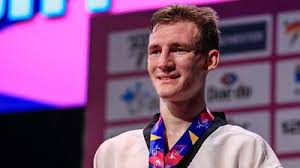 Jun 01, 2021 · she is joined by world gold medallists bianca walkden and bradly sinden, as well as mahama cho and lauren williams. World Taekwondo Championships Bradly Sinden Makes History In Manchester Bbc Sport