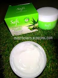 Safi krim kecantikan kulit lembut & berseri, facial. Rangkaian Produk Safi Rumusan Bahan Semulajadi Dan Diformulasi Dengan Habbatussauda Ceritera Si Gadis Biru