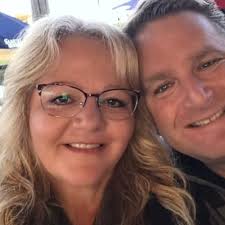 How do zebra mussels affect water clarity in Flax Pond?