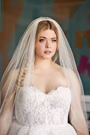Pretty Little Liars Star Sasha Pieterse Tests 3 Wedding Hairstyles Pretty Little Liars Hairstyles Pretty Little Liars Pretty Little Liars Fashion