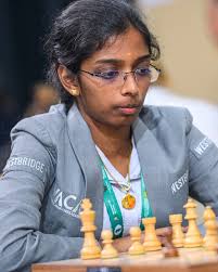 Pragg and Chandrayaan making India Proud today 🔥 #chess #chessbaseindia  #praggnanandhaa #magnuscarlsen #chandrayaan3