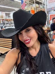 London first NBL champs; Freeman MVP