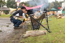 メッシュ焚き火台がレンタルno 1だった理由とは 人気の焚き火イベントをレポート アウトドア 焚き火台 焚き火