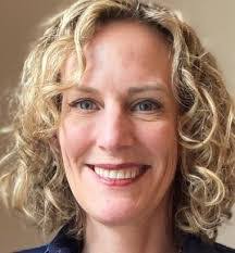 Roxanne Flanagan's Instagram, Twitter & Facebook