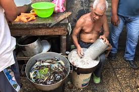Where you are immersed in the local culture. Real Cartagena A Tour Of Mercado De Bazurto 2021