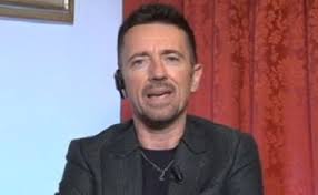 To connect with andrea scanzi , log in or create an account. Andrea Scanzi Si Vaccina Travolto Dalle Offese Quella Lista Di Riserva Attualmente Non Esiste Libero Quotidiano