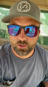 Auger Betrieb Meaning English