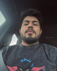 Abel Ruelas's Instagram, Twitter & Facebook