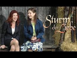 Zusätzlich sind die besetzungen eines großteils an episodenrollen gelistet. Lachflash Am Set Sturm Der Liebe Diashow By Sturm Der Liebe Fankanal