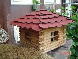 Vogelhaus Blockhaus Fur Vogel Bauanleitung Zum Selber Bauen Vogelhaus Selber Bauen Selber Bauen Vogelhaus