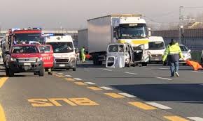 Giornata da incubo sulle autostrade del nodo genovese oggi, mercoledì 26 aprile 2017. Incidente Sulla Autostrada A4 A Volpiano Sud Code In Direzione Torino Prima Chivasso