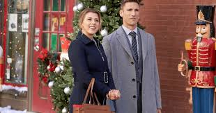 Check spelling or type a new query. Merry And Bright On Hallmark Release Date Plot Cast Trailer And Everything You Need To Know About The Christmas Movie Meaww