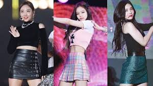 10 Female Idols Giving A Little Tease In Their Best Mini Skirt Looks Mini Skirts Leather Mini Skirt Outfit Stage Outfits