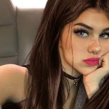 Luna Edwards (@LunaEdwards69)