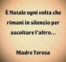 Auguri Di Buon Natale Le Frasi Piu Belle Di Sempre Madre Teresa Citazioni Sull Amore Citazioni Divertenti