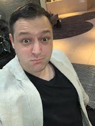 Introduction and photo sharing in Adelaide, South Australia