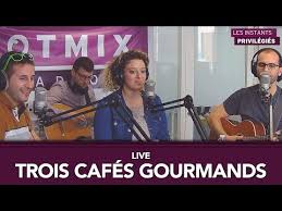 Paroles de à nos souvenirs par trois cafés gourmands. Les Mots Tristes Paroles Trois Cafes Gourmands Greatsong