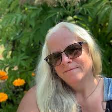 This beautiful nebula doesn't have a name, let's give it one!