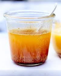 Sauce Beurre Safran Miel Et Pistaches Pour 6 Personnes Recettes Elle A Table Recette Sauce Au Poivre Pistache Beurre