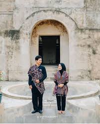 Yang mana jadi pilihan anda? 13 Ide Pre Wedding Tak Bersentuhan Bagi Yang Berhijab Mesra Namun Tetap Santun Dan Elegan