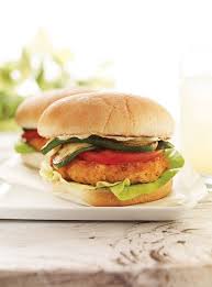 Burgers Au Saumon Sauce Au Cari Ricardo Recipe Salmon Burgers Curry Sauce Ricardo Recipe