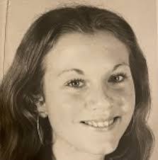 Stephanie Sniffen's Instagram, Twitter & Facebook