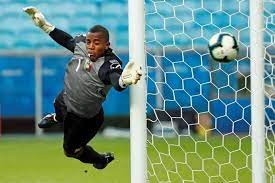 He plays for millonarios f.c. El Venezolano Wuilker Farinez Renueva Por 3 Anos Su Contrato Con Millonarios Los Angeles Times