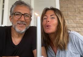 Perego was born in monza. Paola Perego Il Mostro Che Mi Ha Perseguitato Per 30 Anni E L Amore Di Lucio Presta Corrierequotidiano It Il Giornale Delle Buone Notizie