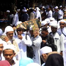 We would like to show you a description here but the site won't allow us. Jejak Habib Pengarang Simtud Durar Di Kampung Arab Solo Regional Liputan6 Com