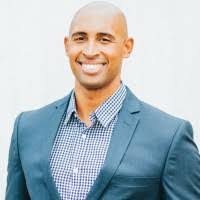 Ricardo Macias's Instagram, Twitter & Facebook