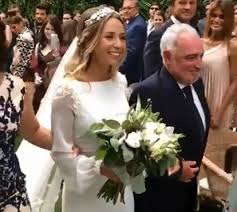 Longe vão os tempos em que a bela loura dava os primeiros passos no mundo da representação ao lado de luís esparteiro, madalena. Veja Como Foi O Casamento De Sofia Arruda E David Amaro Flashtv Flash