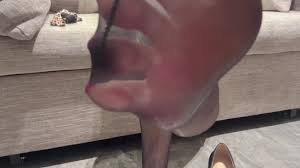 寸止榨精的刺激快感-高跟鞋女王S控制射精