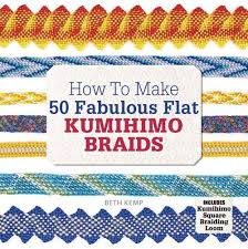 Mit dieser technik möchte ich die kordel für meine wayuu mochila machen. How To Make 50 Fabulous Flat Kumihimo Braids A Beginner S Guide To Making Flat Braids For Beautiful Cord Jewellery And Fashion Accessories Complete With Kumihimo Loom Kemp Beth Amazon De Bucher