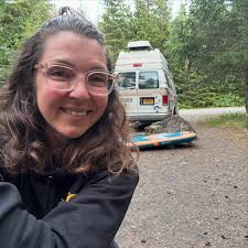 Ooooh I loved this conversation with Steve Magness (@stevemagness),  internationally-recognized human performance expert and author. His latest  book, Do Hard Things, lays out a totally do-able framework that uses  outdoor challenges to