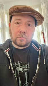 Hey Berlin, a dear friend of mine has a classical music concert coming up  in a month and is looking for the best ways to promote it. I've been out of  the