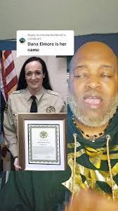 Dana Elmore's Instagram, Twitter & Facebook