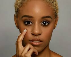 8 Glaring Signs Someone Isn't Meant For You