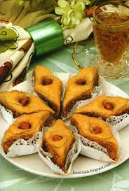 بقلاوة حلويات جزائرية In 2020 Food Algerian Biscuits