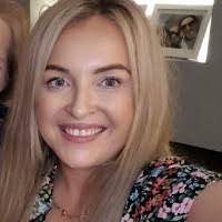 Pamela Roche's Instagram, Twitter & Facebook