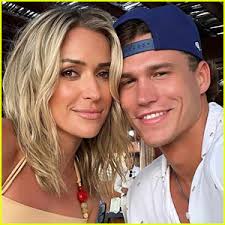 Kristin Cavallari & Boyfriend Mark Estes Still Going Strong, Share Cute New  Vacation Photos