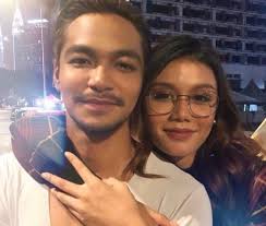Berapa hari je lagi nak raya. Mimi Lana Sahkan Putus Cinta Dengan Syafiq Kyle