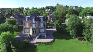 Epingle Par Catherine Sandin Sur Chateaux Manoirs Villa D Exception Le Manoir Chateau Villa