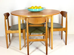 Danish Modern Mid Century Modern Teak Dining Set By Elliotts Of Newbury Table And 4 Chairs Contact Us For Shippin Dinette Sets Midcentury Modern Danish Modern